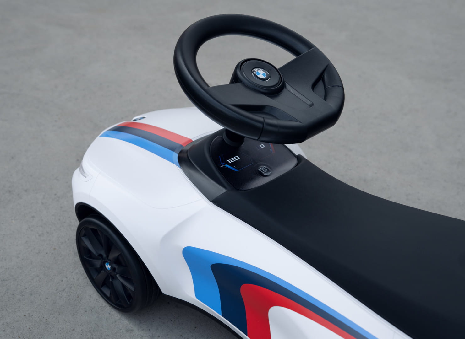 BMW-BABY-RACER-IV-Motorsport-80935B308D6 (4)